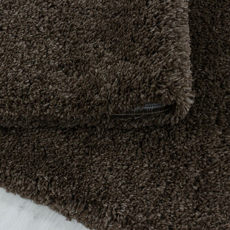Hoogpolig fluffy vloerkleed Edel kleur bruin