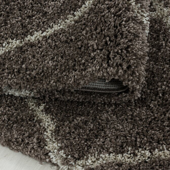 Modern hoogpolig vloerkleed Star kleur taupe