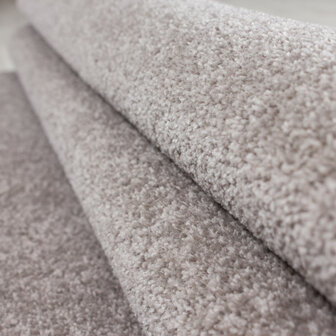 Effen of uni vloerkleed Lissabon kleur beige