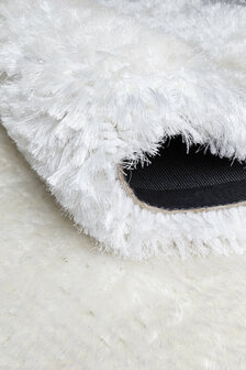 Hoogpolig vloerkleed Adore van Ligne Pure kleur wit