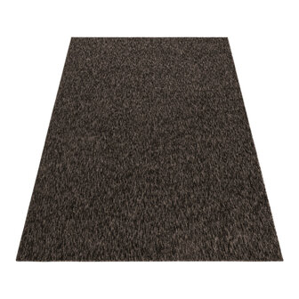 Kortpolig bruin vloerkleed of karpet Verdi