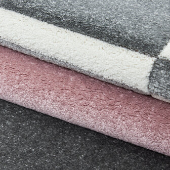 Pink vloerkleed of karpet Mabel 