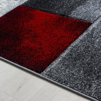 Rood vloerkleed of karpet Mabel 