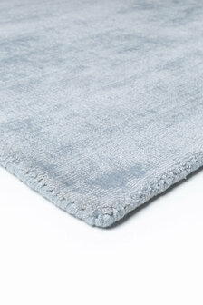 Viscose vloerkleed Current Ligne Pure kleur blauw