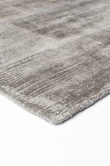 Viscose vloerkleed Current Ligne Pure kleur taupe
