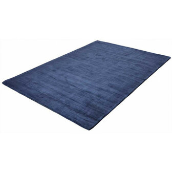 Viscose look vloerkleed DAYTONA kleur blauw