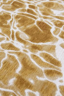 Louis De Poortere vloerkleed, Meditation Saffron 9349, Swim design