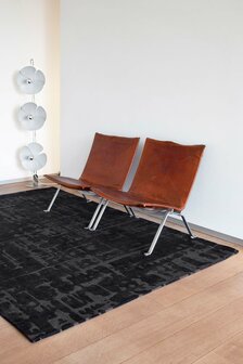 Louis De Poortere vloerkleed, Structures Black Water 9200, Baobab design