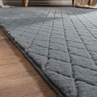 Hoogpolig soft vloerkleed ANDRES 742 kleur antraciet