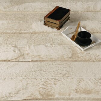 Hoogpolig soft vloerkleed ANDRES 744 kleur creme
