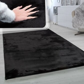 Hoogpolig effen soft vloerkleed SOFTY 780 kleur zwart