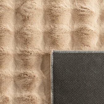 Hoogpolig soft vloerkleed ANDRES 741 kleur beige