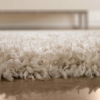 Hoogpolig vloerkleed of karpet AMADO kleur beige 861