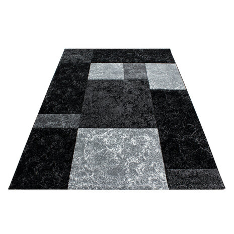 Zwart vloerkleed of karpet Mabel 
