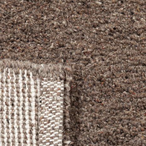 Marokkaanse berber vloerkleed kleur 70 op maat gemaakt van 100% zuiver wol  