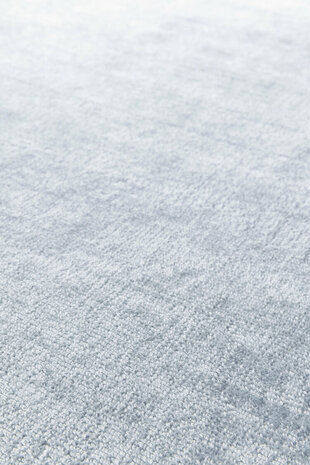 Viscose vloerkleed Current Ligne Pure kleur blauw