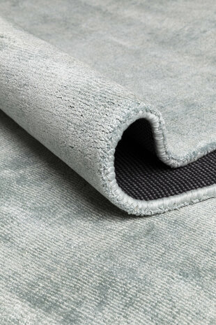 Viscose vloerkleed Current Ligne Pure kleur mint