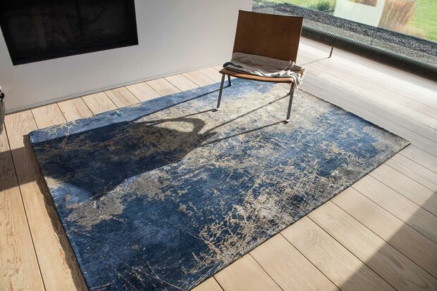 Louis De Poortere vloerkleed, Mad Men Abyss Blue 8629, Cracks design