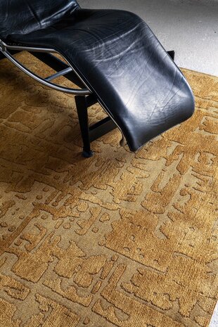 Louis De Poortere vloerkleed, Structures Madagascar Gold 9201, Baobab design