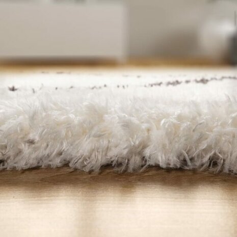 Hoogpolig vloerkleed of karpet RICHMOND kleur creme 079